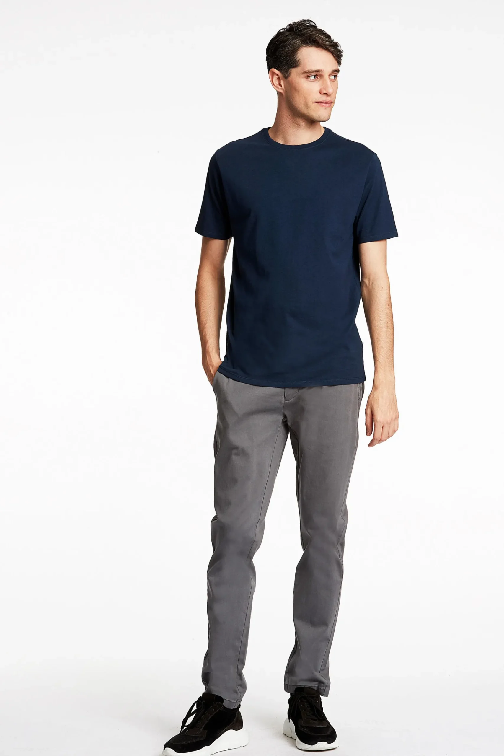 Chinos
