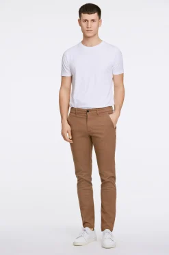 Chinos