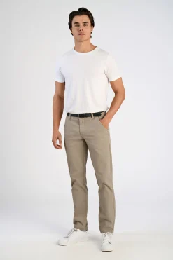 Chinos
