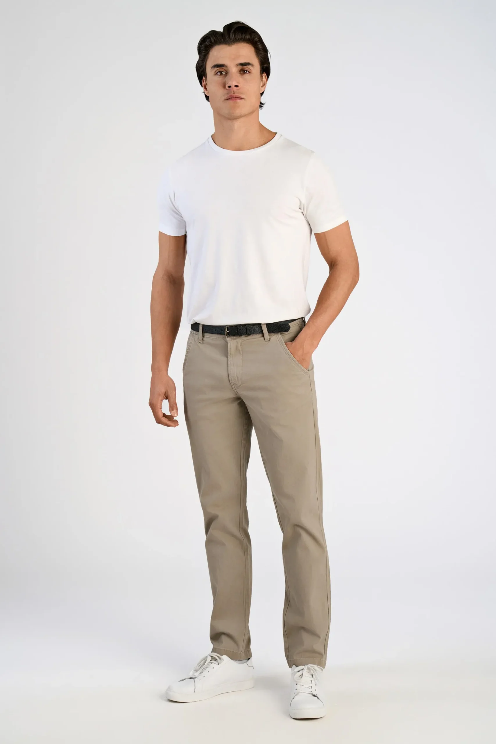 Chinos
