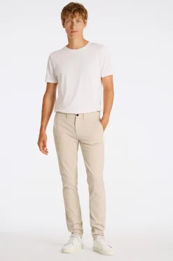Chinos
