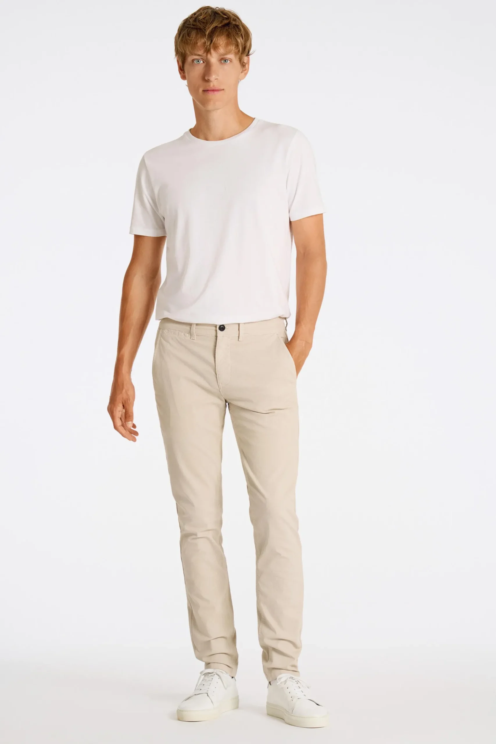 Chinos