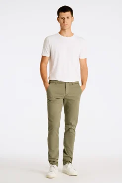 Chinos