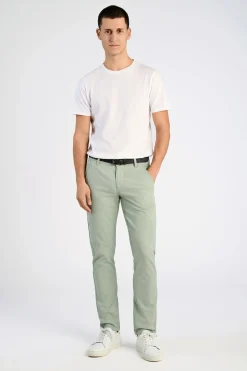 Chinos