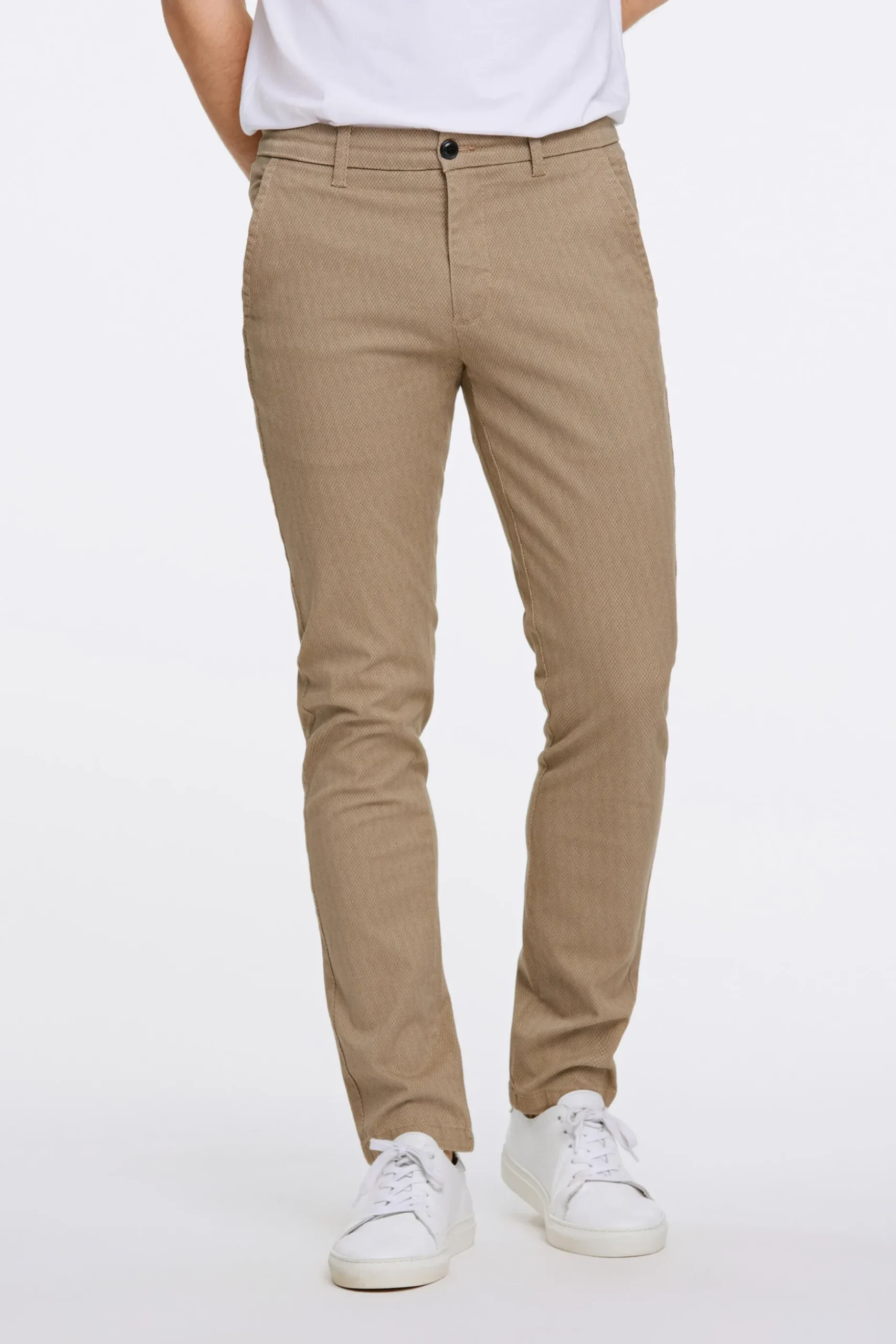 Chinos
