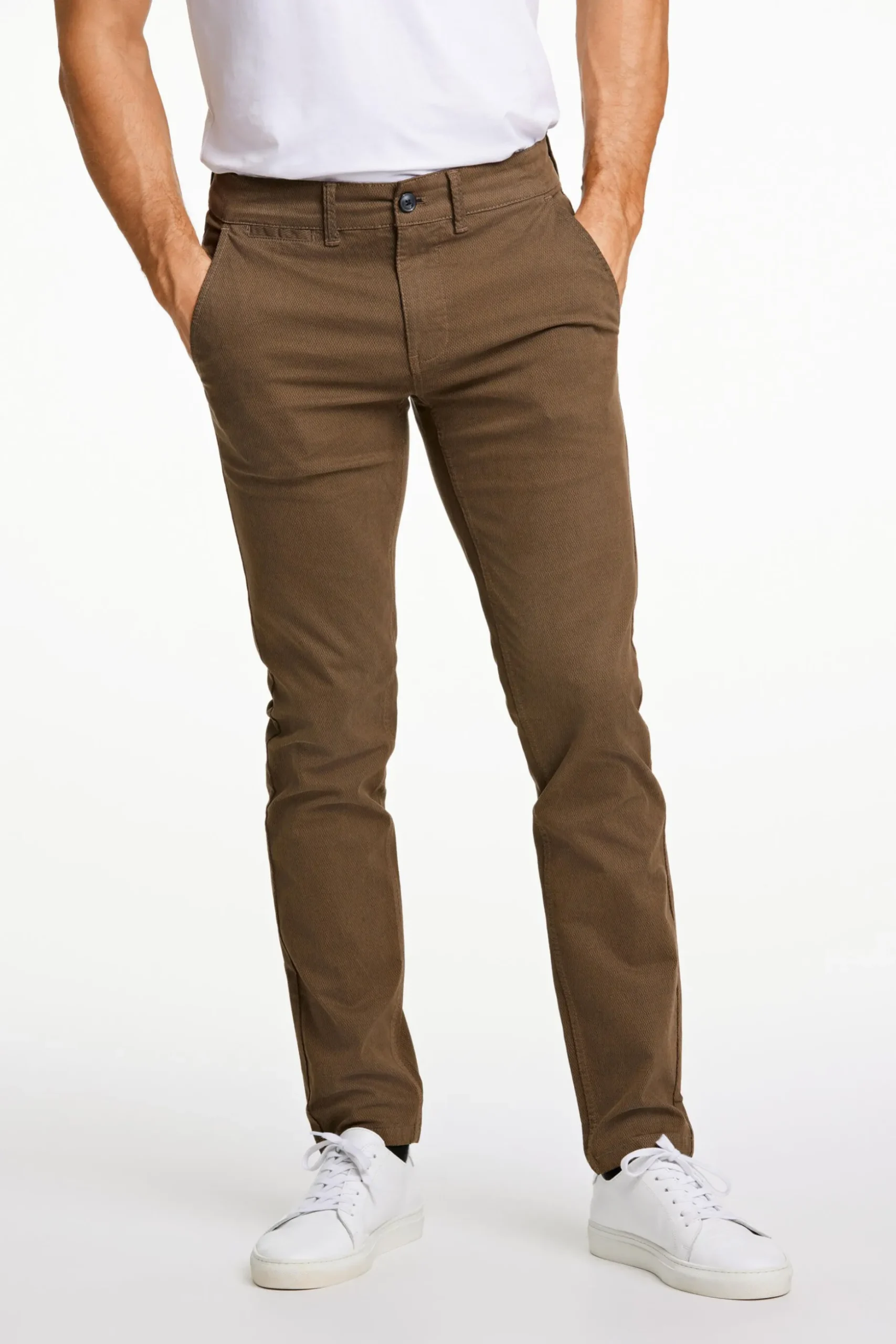 Chinos