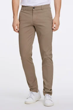 Chinos
