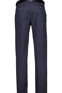 Chinos