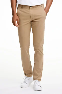 Chinos