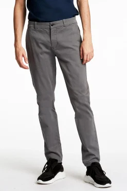 Chinos