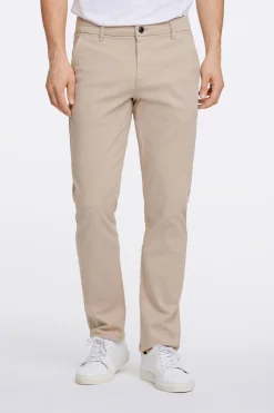 Chinos