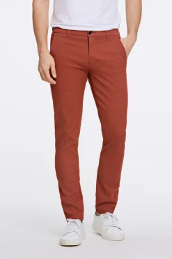 Chinos