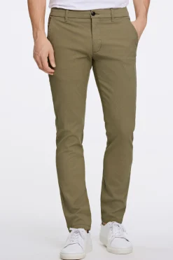 Chinos