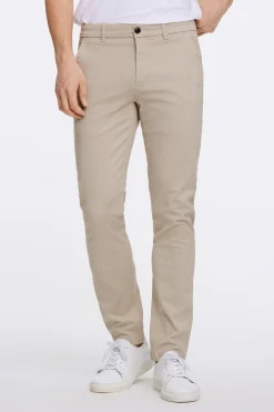 Chinos