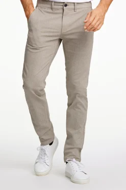 Chinos