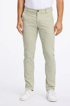 Chinos