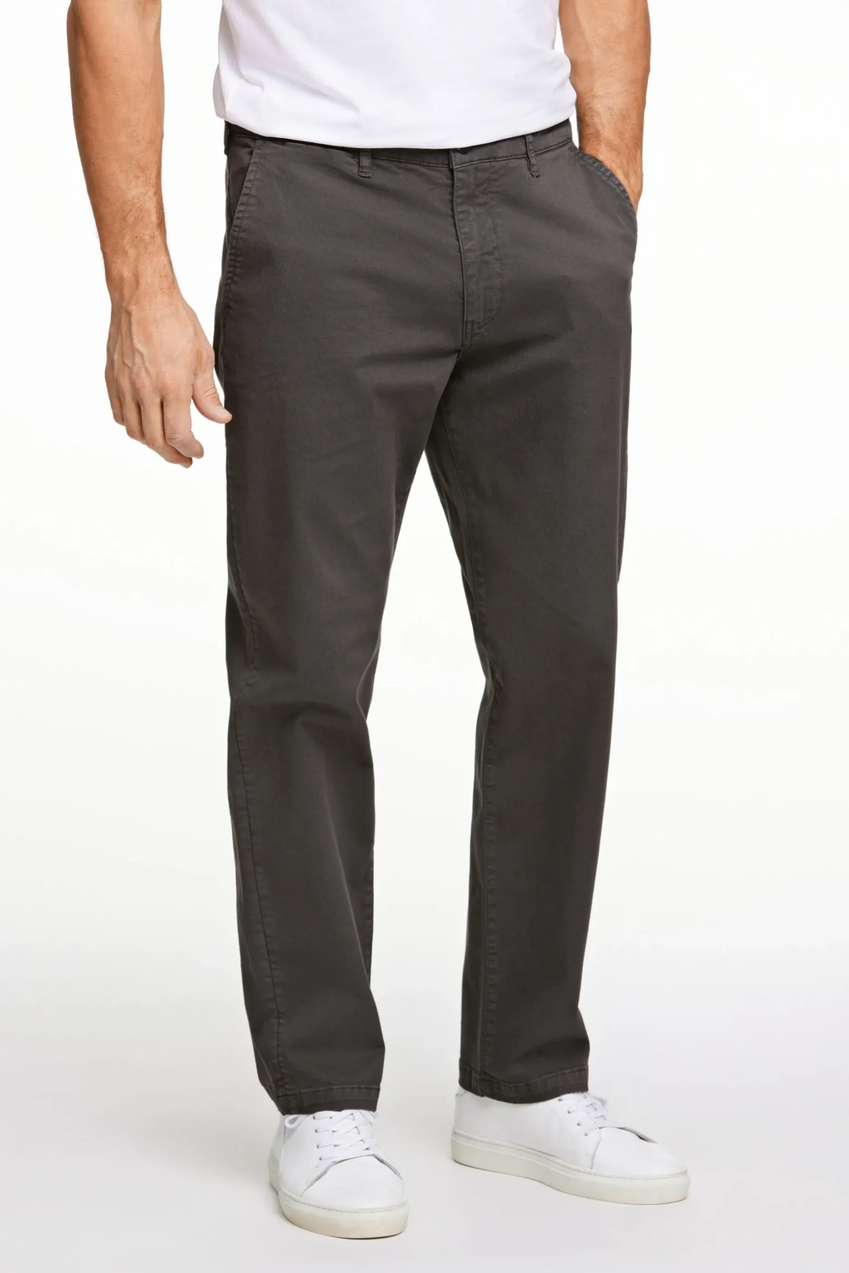 Chinos