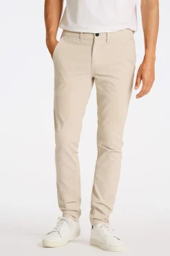 Chinos