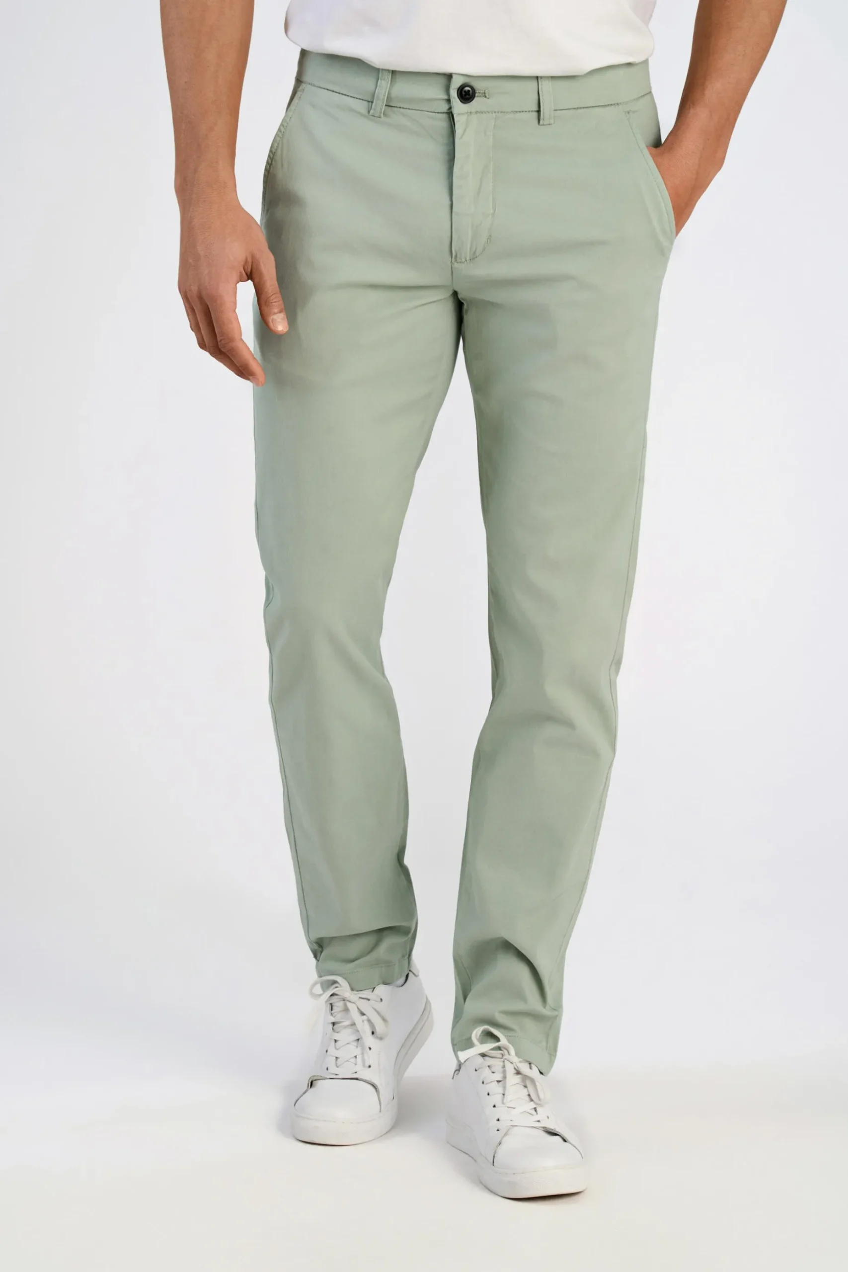 Chinos