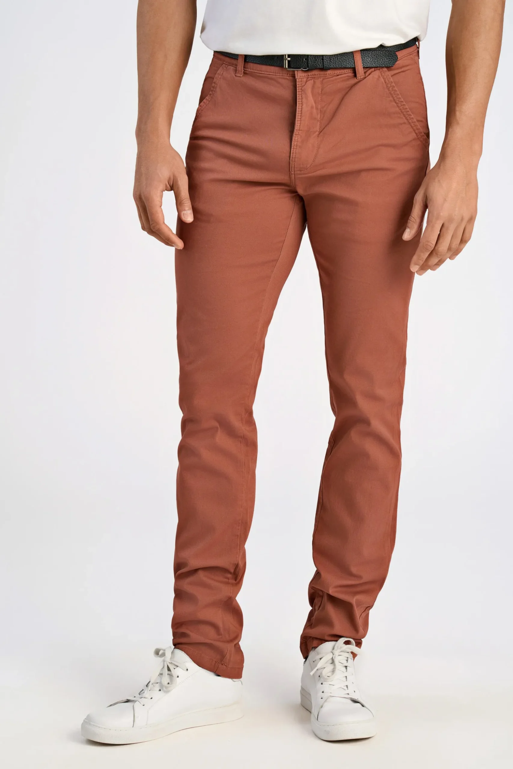 Chinos