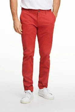 Chinos
