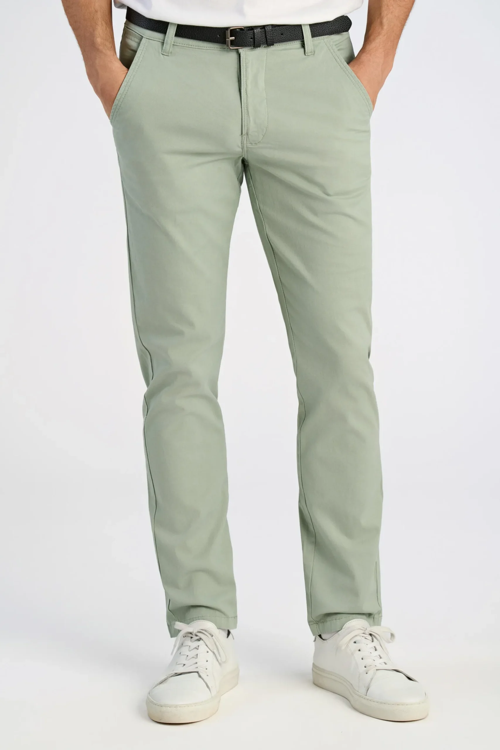 Chinos