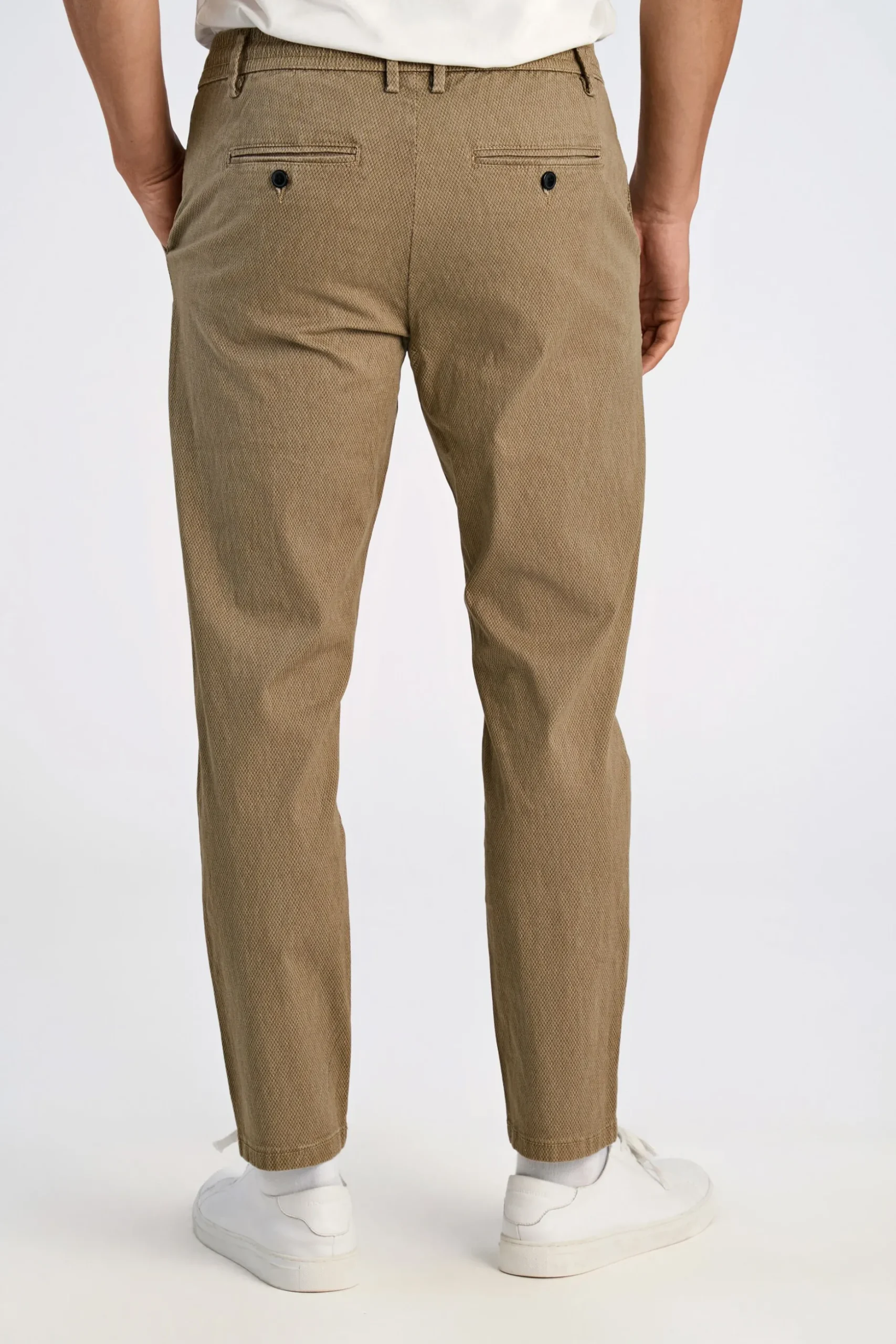 Chinos