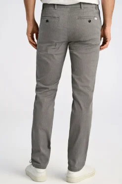 Chinos