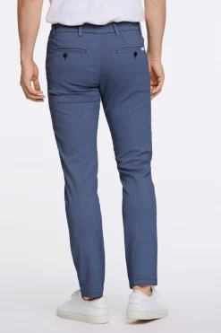 Chinos