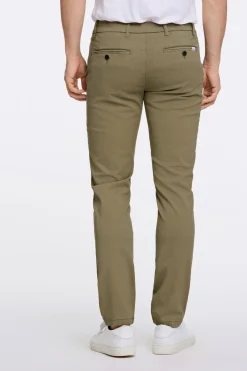Chinos