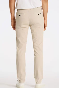 Chinos
