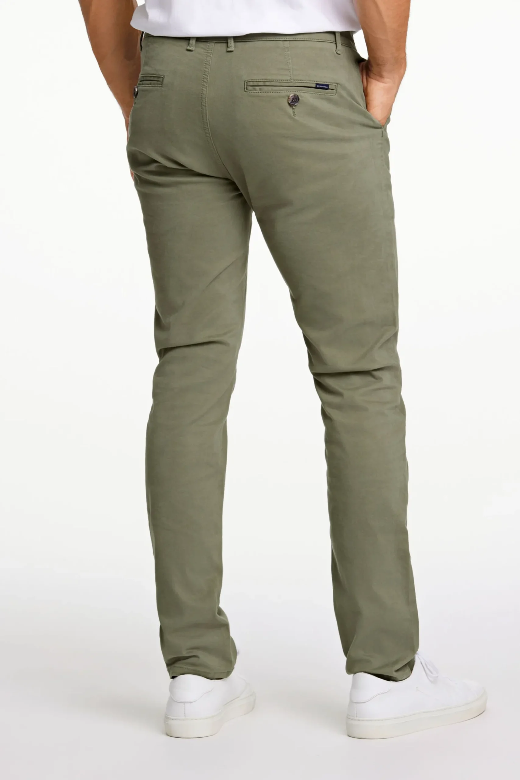 Chinos