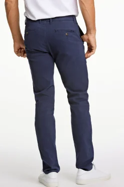 Chinos