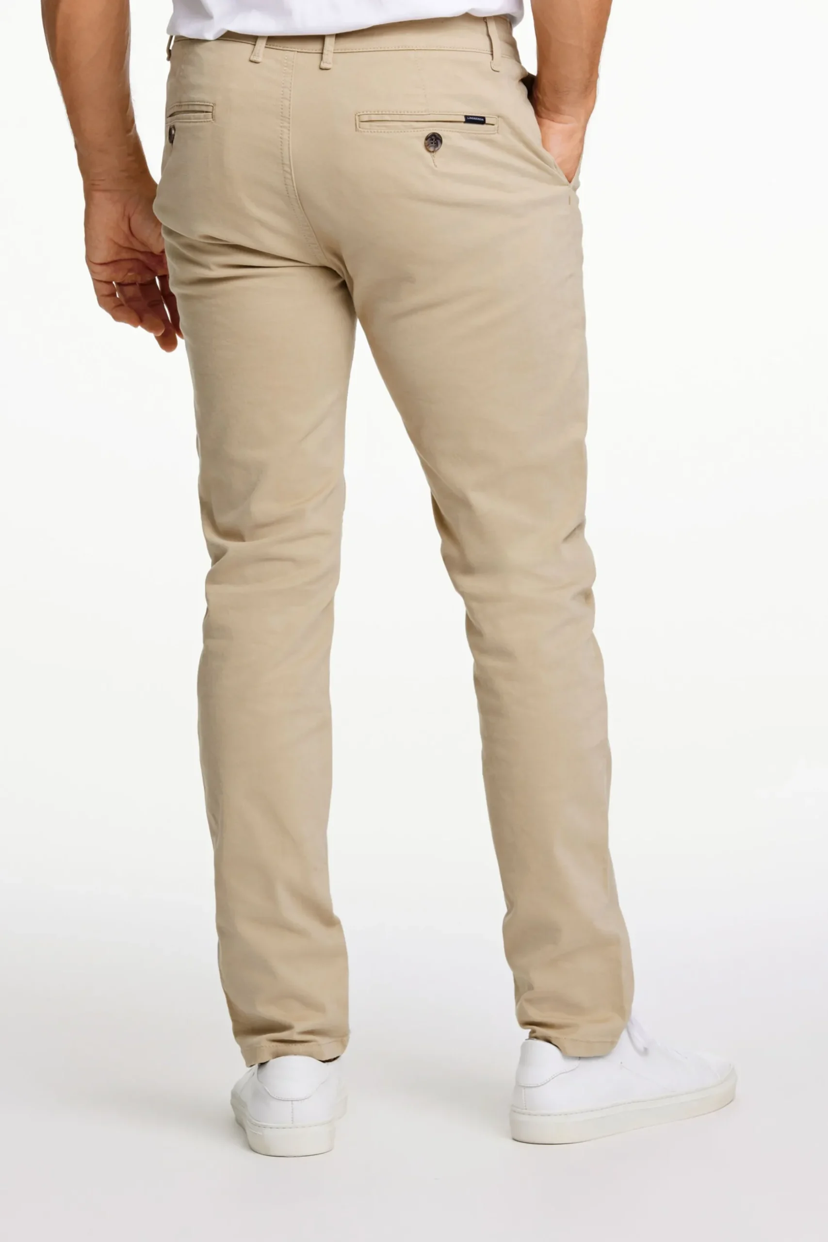 Chinos