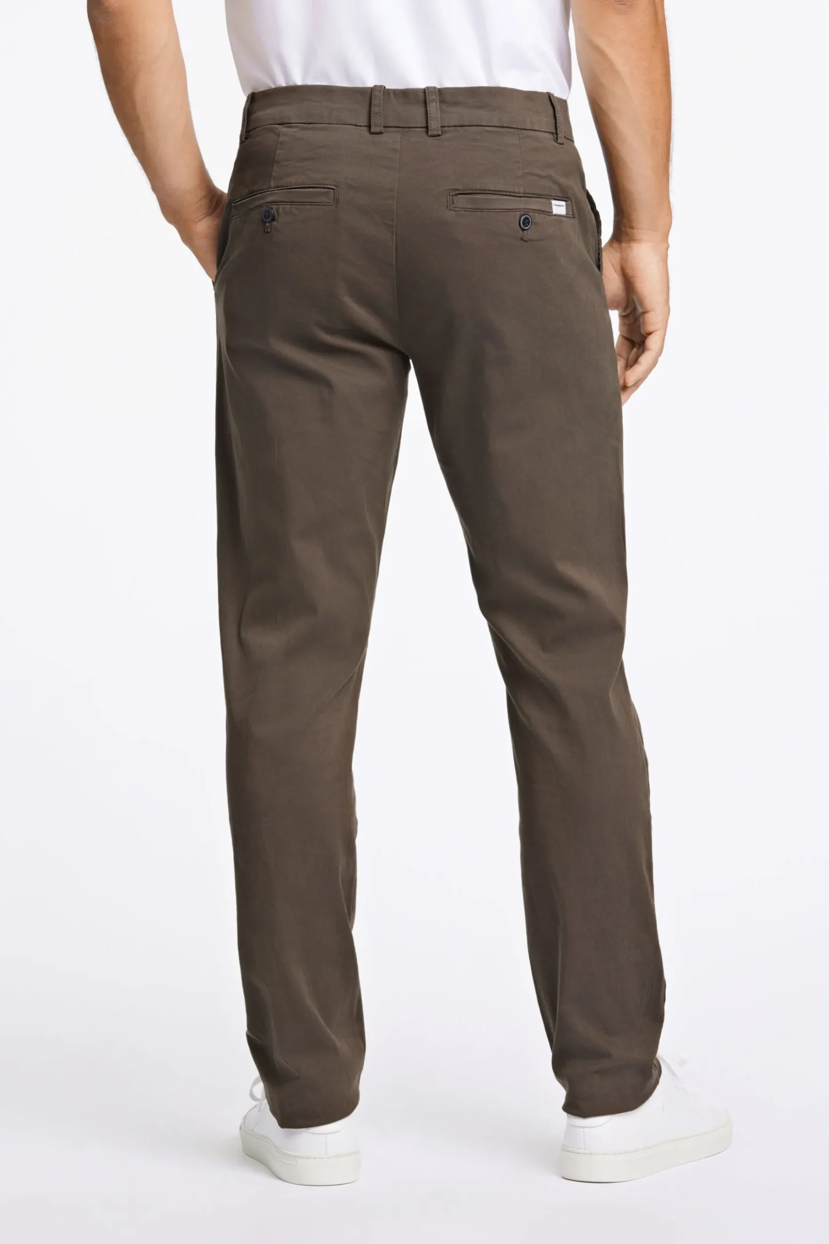 Chinos