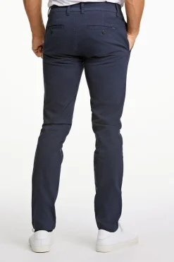 Chinos