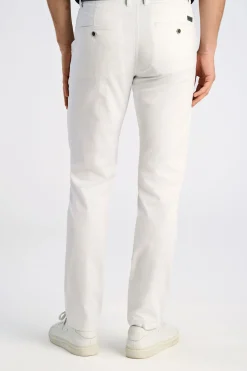 Chinos