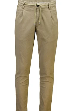 Chinos