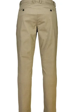 Chinos