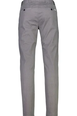 Chinos