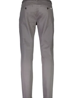 Chinos