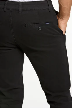 Chinos