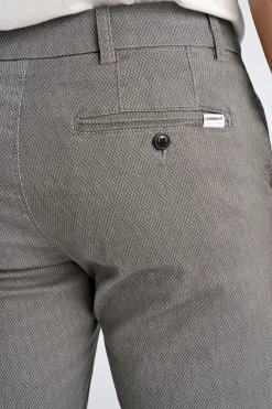 Chinos