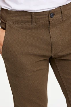 Chinos