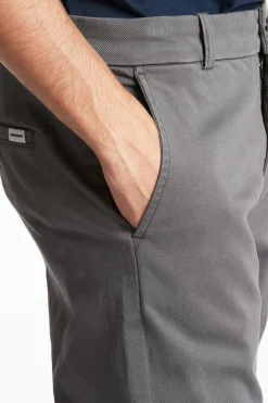 Chinos
