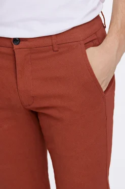 Chinos