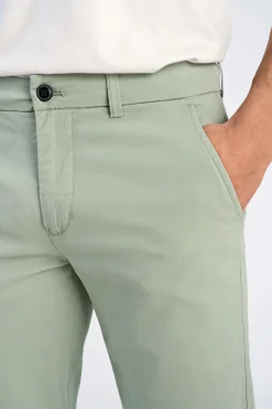 Chinos
