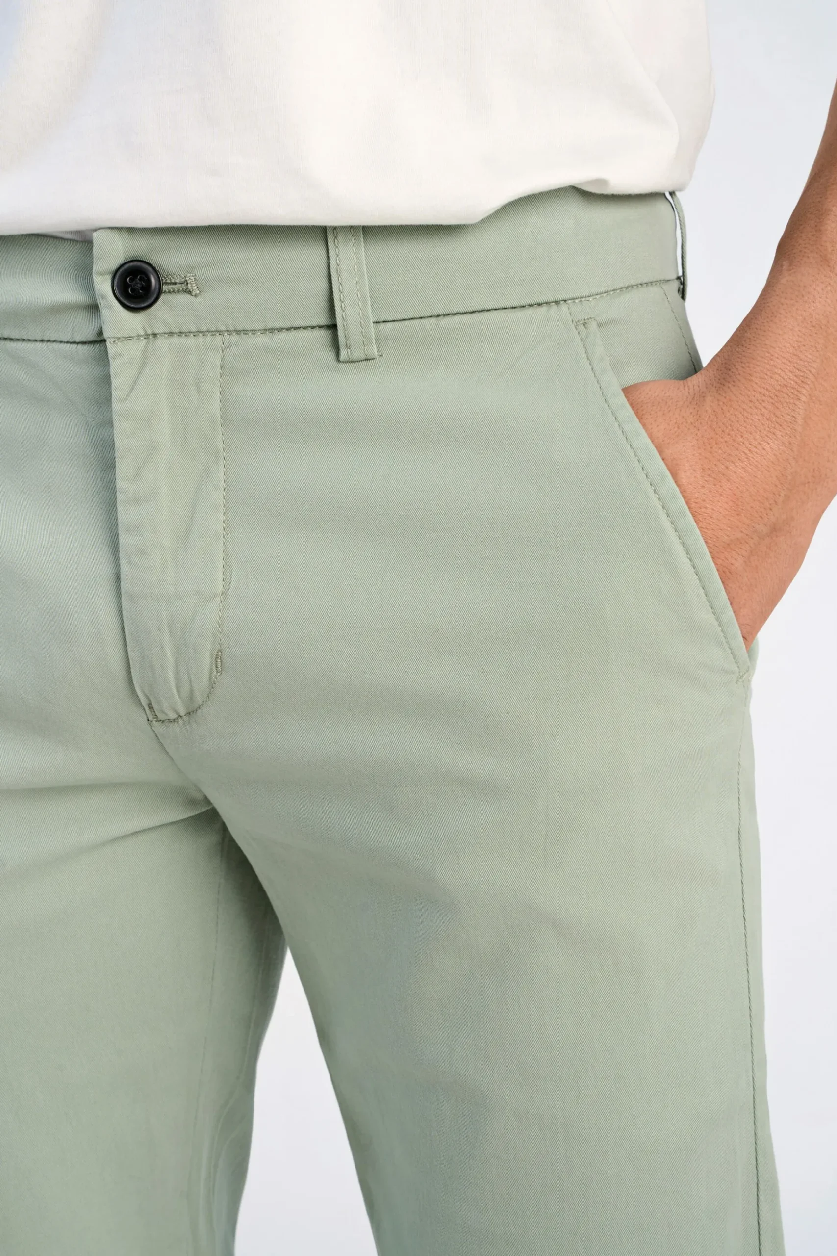 Chinos