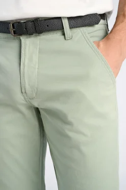 Chinos