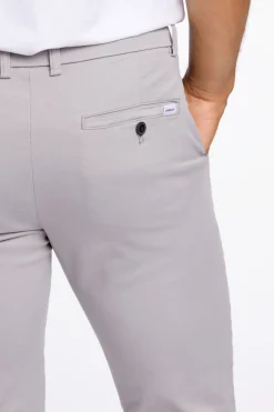 Chinos